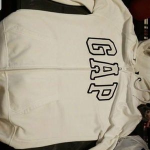 GAP sweater